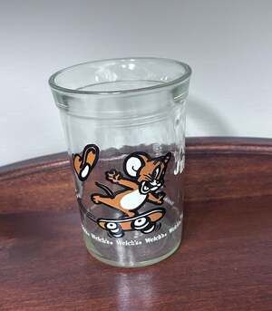 Vintage 1990 Welch's Tom and Jerry Jelly Jar Glass - Jerry Skateboarding